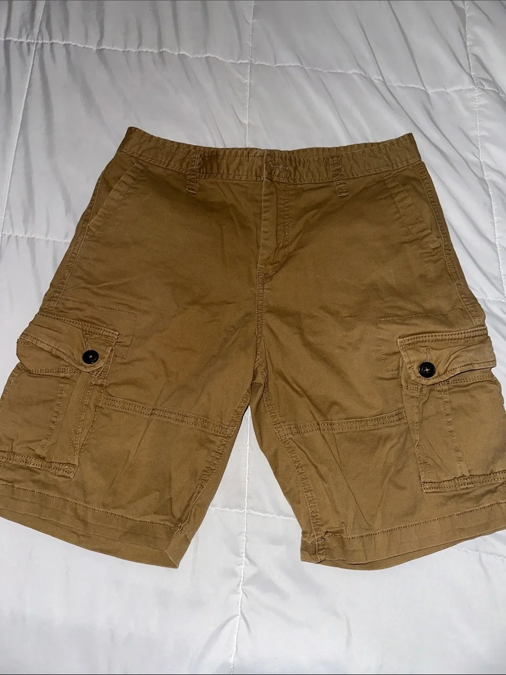 Aeropostale Tan Cargo Shorts with Multiple Pockets